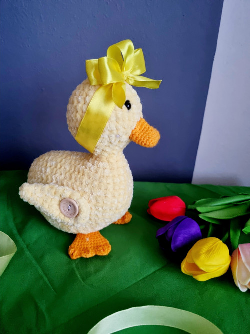 Háčkovaná Velikonoční kachnička 22cm — foto 3