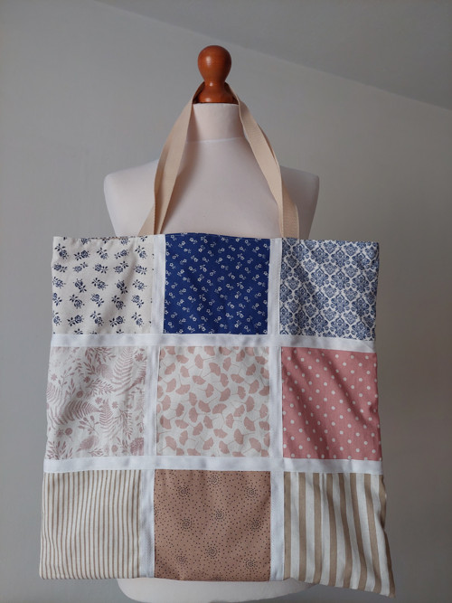 Taška s patchwork motivem — foto 2