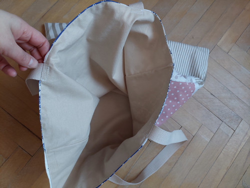 Taška s patchwork motivem — foto 4