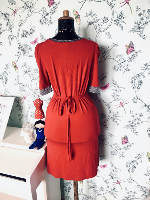 Šaty red fatale — foto 4