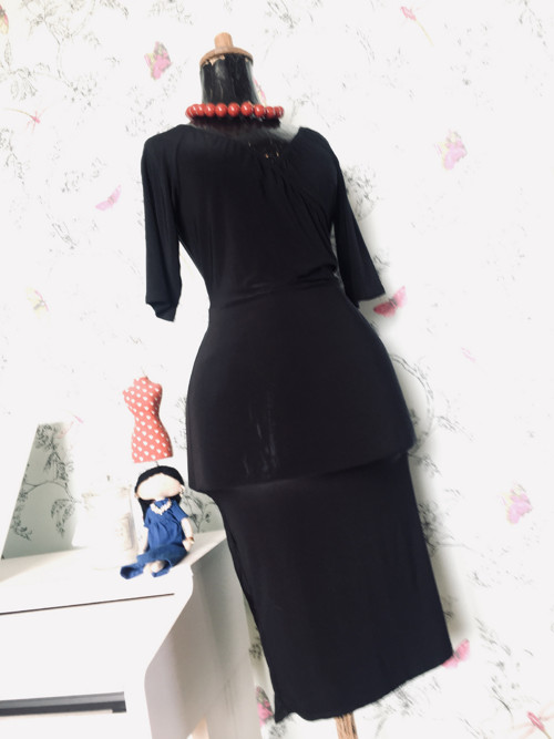Little black dress — foto 3