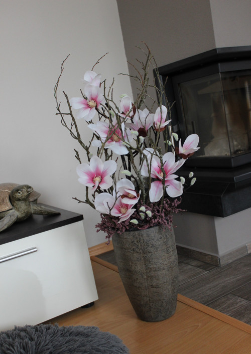 Váza s magnoliemi — foto 6