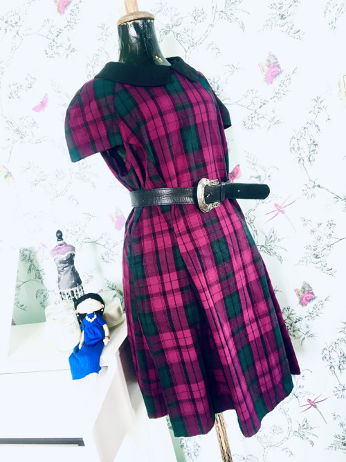 Káro šaty Vivienne inspirace — foto 3