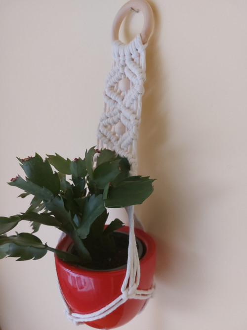 Macramé závěs na květináč — foto 2