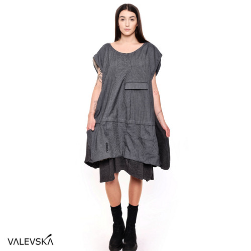 Minimal, šaty XXL — foto 4