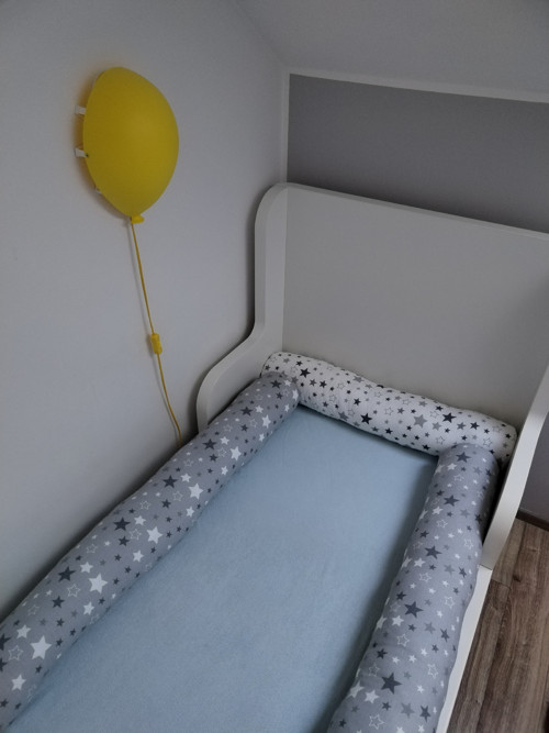 Tři mantinely ŽÍŽALA do postele — foto 2