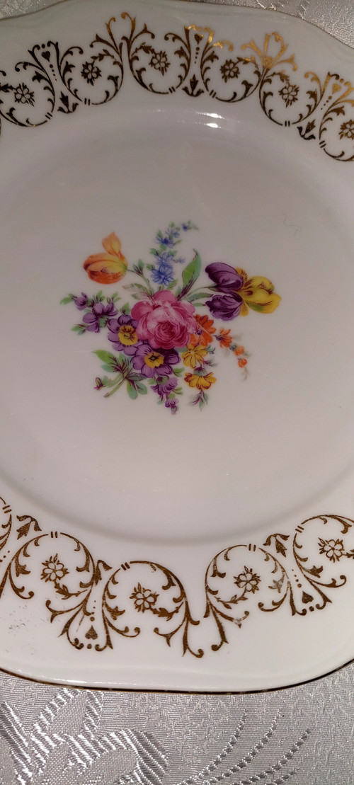 Starý porcelánový talíř — foto 2