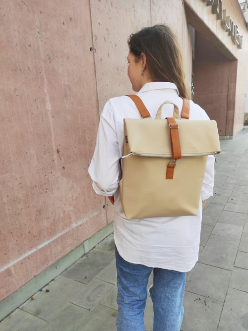 Ronya backpack krémová — foto 2