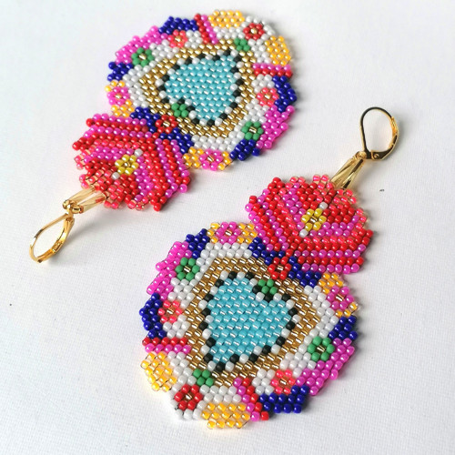 Sacred Heart Dangle Beaded Earrings — foto 4