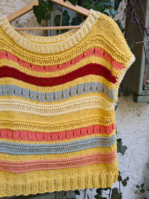 V barvě slunce, triko/vesta oversized — foto 5