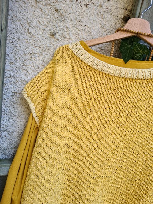 V barvě slunce, triko/vesta oversized — foto 4