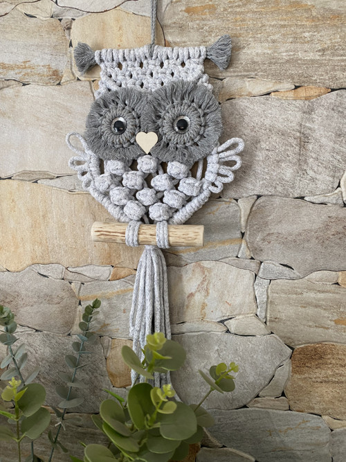 Macrame sovička Šedivka — foto 2
