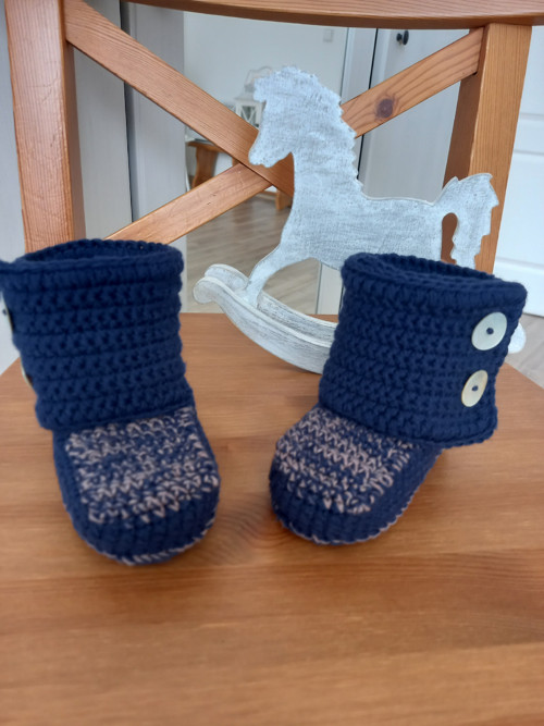 Vysoké botičky z Baby Merina,chodidýlko 13cm. — foto 2