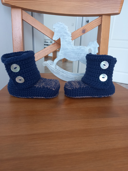 Vysoké botičky z Baby Merina,chodidýlko 13cm. — foto 3
