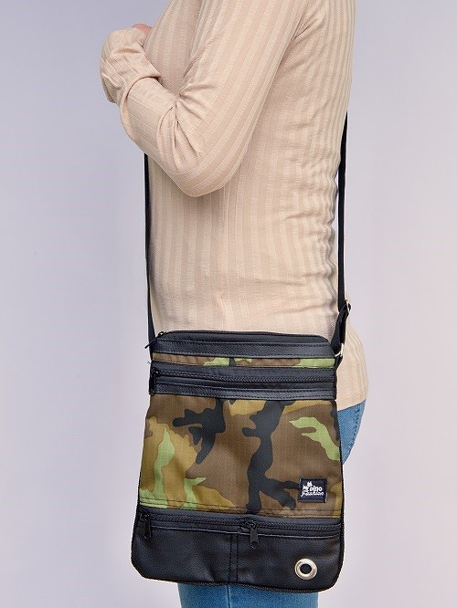 Venčící kabelka Camouflage — foto 2