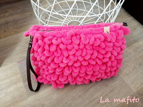 Puffy kosmetická kabelka magenta — foto 3
