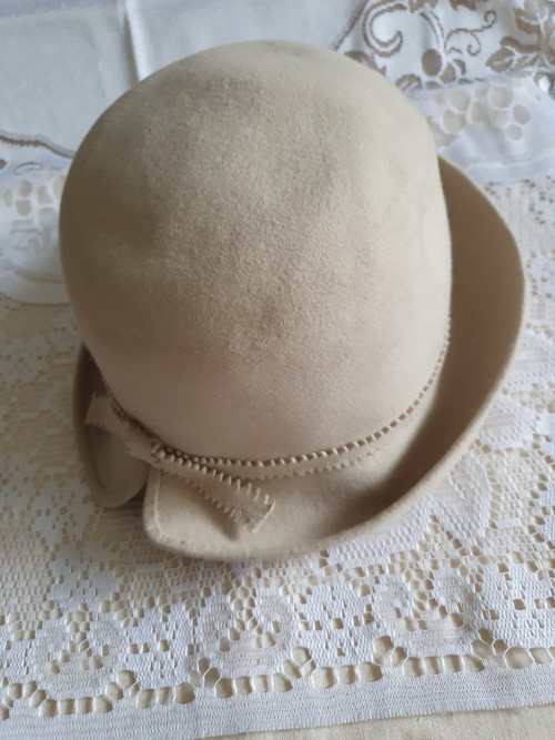 Blíží se jaro - klobouk — foto 4