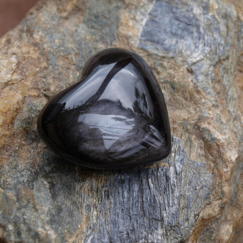 Stříbrný obsidián, buclaté srdce — foto 2