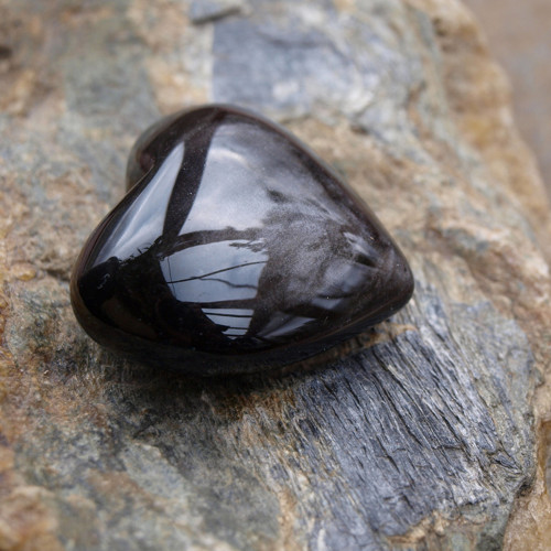 Stříbrný obsidián, buclaté srdce — foto 3