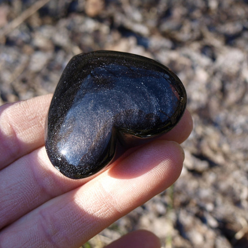 Stříbrný obsidián, buclaté srdce — foto 4