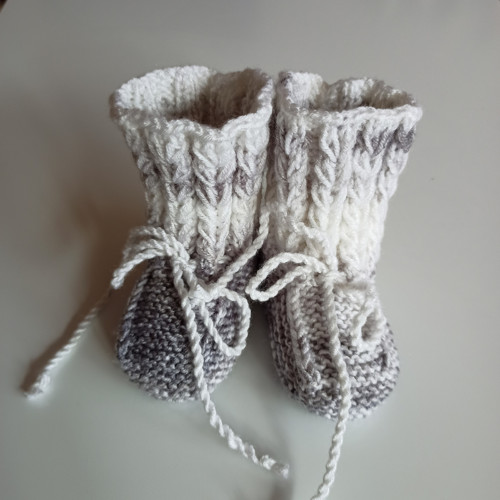 Pletené bačkůrky - 10 cm — foto 2