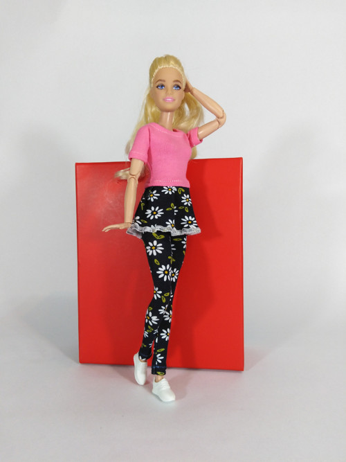 Barbie halenka č-5 — foto 2