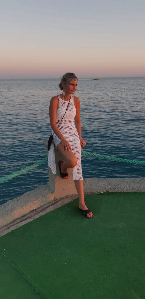 Letní háčkované tílko na pláž — foto 3
