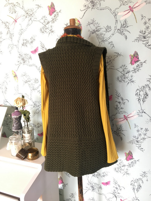 Vesta boho olivka — foto 4