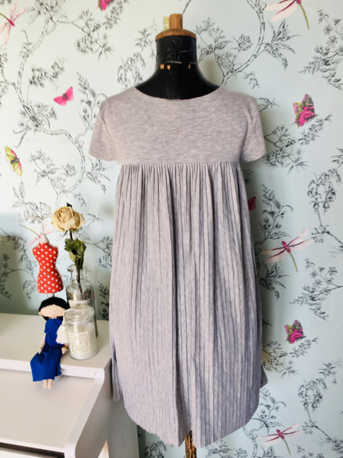 Šaty plisované baby doll — foto 4