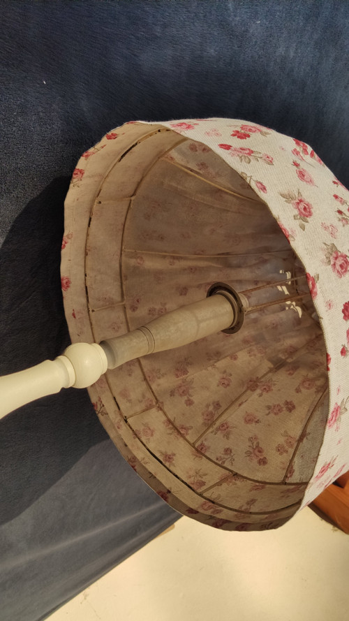 Romantický širm na lampu s růžemi — foto 2