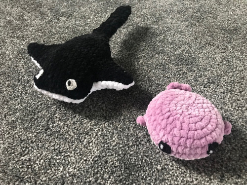 Plyšový rejnok - černý — foto 2