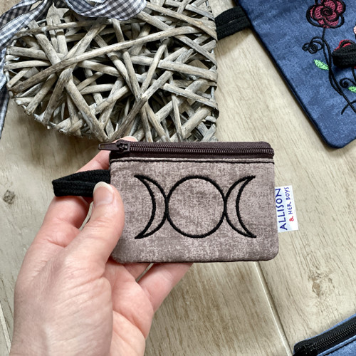 Kapsička mini Moon — foto 4