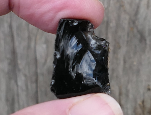 Surový obsidián černý J9134 — foto 3