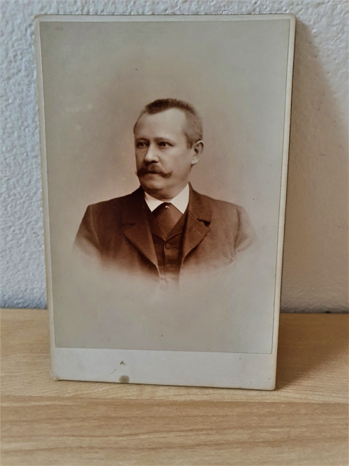 Dörrfeld- kabinetka — foto 2