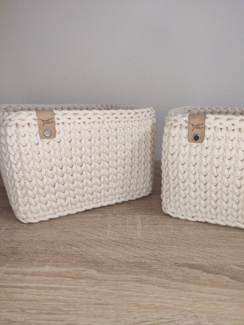 Háčkovaný košík s dřevěným dnem *20x17 cm* — foto 2