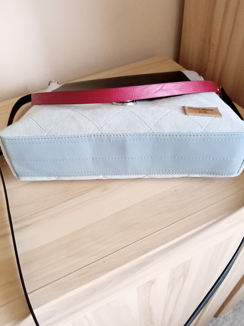 Šedá s černou- crossbody — foto 6