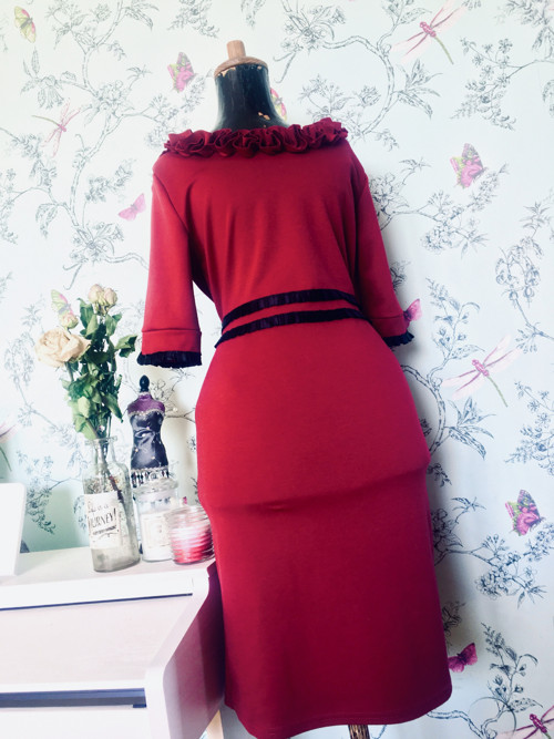 Šaty elegantní vycházkové — foto 2