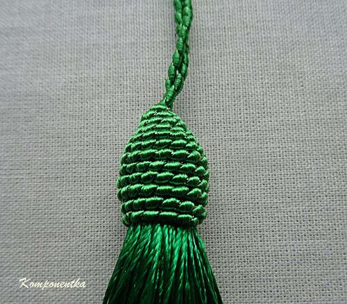 Krásný střapec zelený 10cm 1kus — foto 2