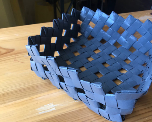 Papírový košík - recyklace — foto 2
