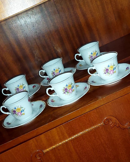 Set šálků s podšálkem — foto 2