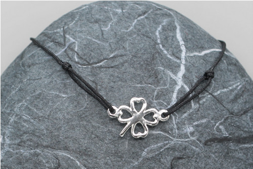 Minimalistický náramek - Clover leaf (černá) — foto 3