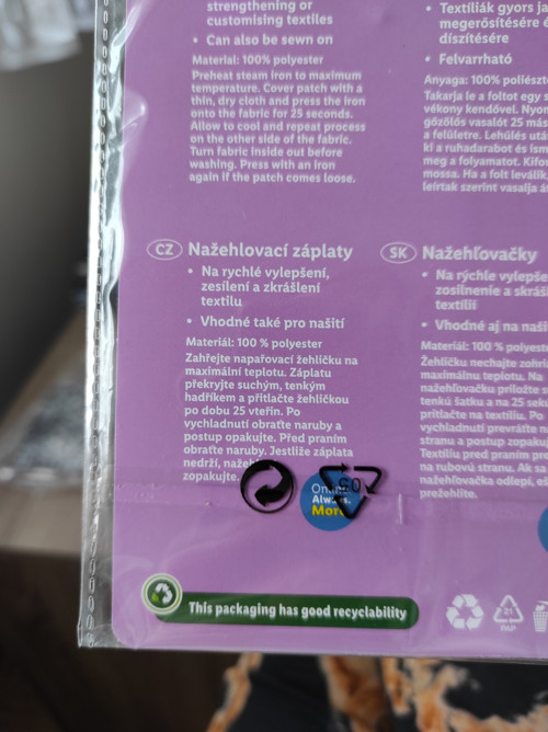 Nažehlovací obrázky, vyšívané. — foto 2
