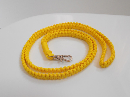Klíčenka na krk (macramé) — foto 3