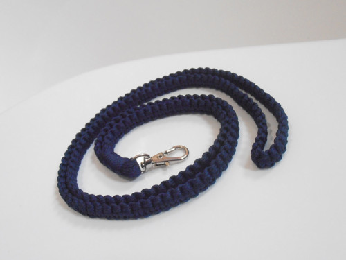 Klíčenka na krk (macramé) — foto 2