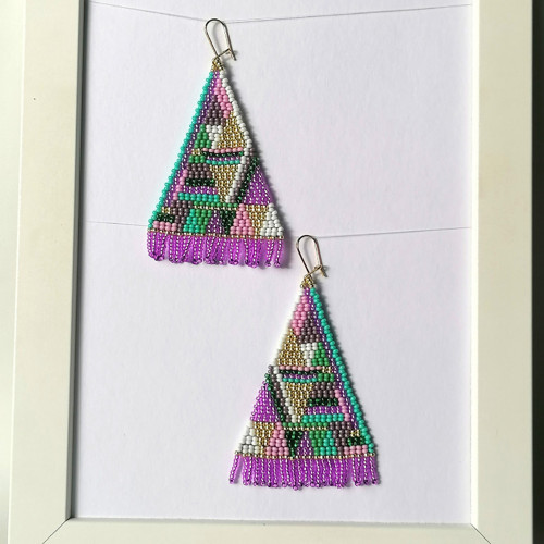Purple And Green Triangle Beaded Earrings — foto 6