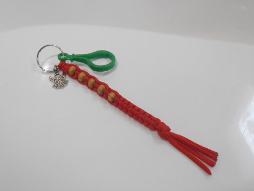 *Klíčenka/Přívěsek na klíče (macramé)* — foto 2