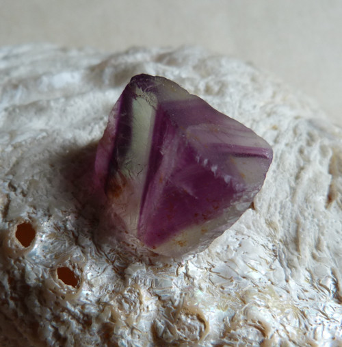 Fluorit surový - 2,3 cm — foto 6