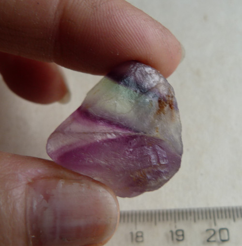 Fluorit surový - 2,3 cm — foto 3