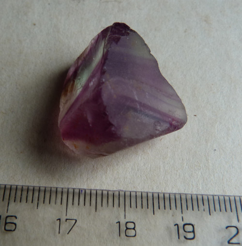 Fluorit surový - 2,3 cm — foto 4