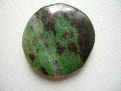 Placka - rubín zoisit 43 mm, č.922f — foto 2